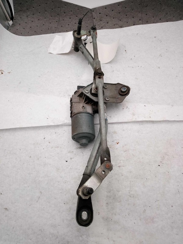 2017 Dodge Journey Wiper Motor OEM 5116303AH 122K Miles Black