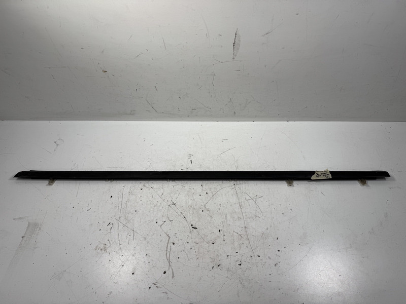 94-01 Acura Integra 2 Door Right Door Belt Molding 72410-ST7-003 OEM