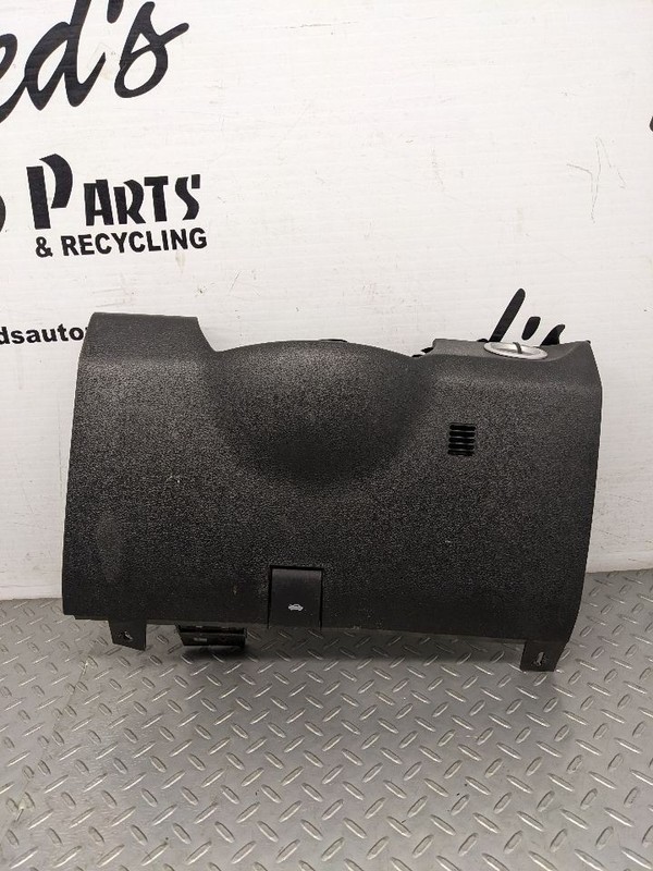 2019 - 2024 RAM 1500 DASH LEFT KNEE BOLSTER TRIM COVER PANEL OEM 1183643