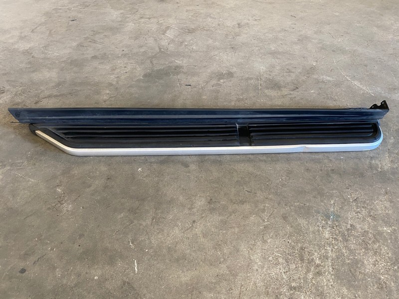 2005-2009 LAND ROVER LR3 LEFT DRIVER SIDE RUNNING BOARD STEP BAR OEM LOT632