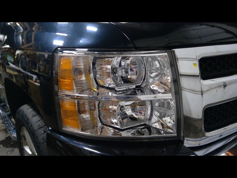 Passenger Right Headlight Fits 07-14 SILVERADO 2500 PICKUP 1669628