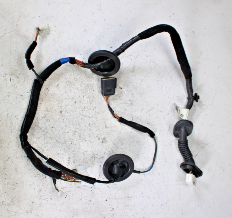 2011–2014 Hyundai Azera Rear Right Passenger Door Wiring Harness 91660-3V130 OEM