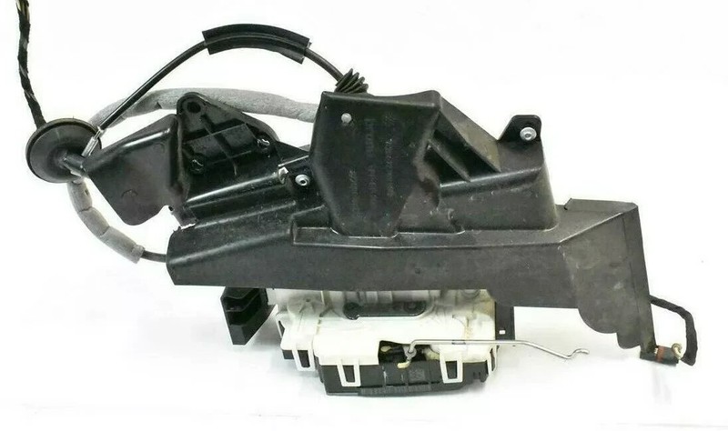 08-14 Mercedes W204 C250 C63 AMG E350 Front Left Door Lock Latch Actuator OEM