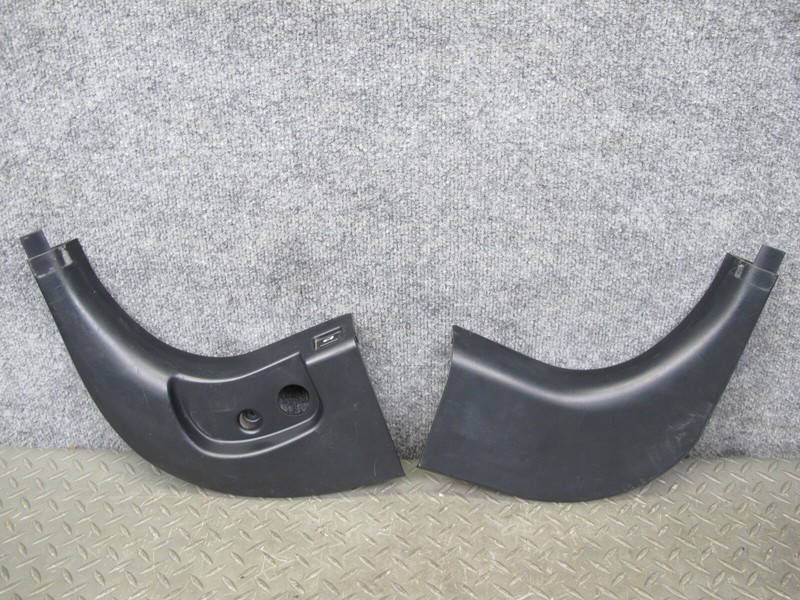 2006-2010 BMW E63 E64 SET OF 2 FRONT LEFT & RIGHT KICK TRIM COVER PANEL