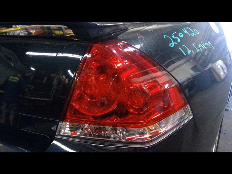Passenger Tail Light VIN W 4th Digit Limited Fits 06-16 IMPALA 1683684