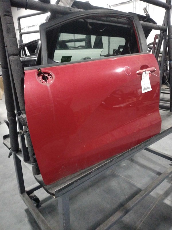 2013 Kia Rio Left Door Red 4DR Hatchback OEM Used, Good Condition 93219