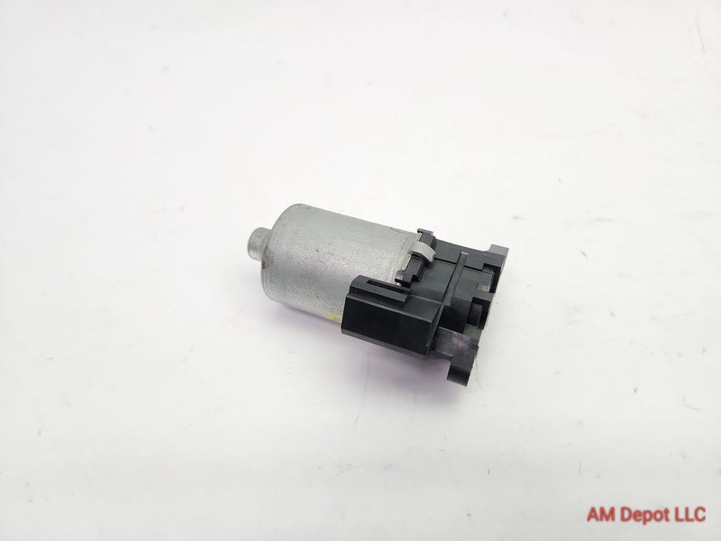 2014 BMW 320i 328i 335i 340i 330i F30 F31 Right Seat Longitudinal Movement Motor