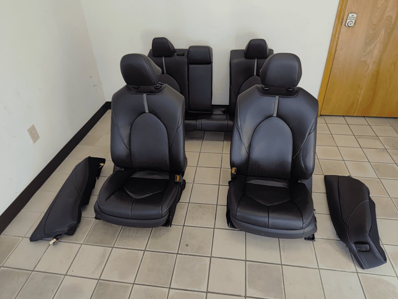 2018-2020 TOYOTA CAMRY XSE Seat Leather Set Front & Rear Seats Black OEM