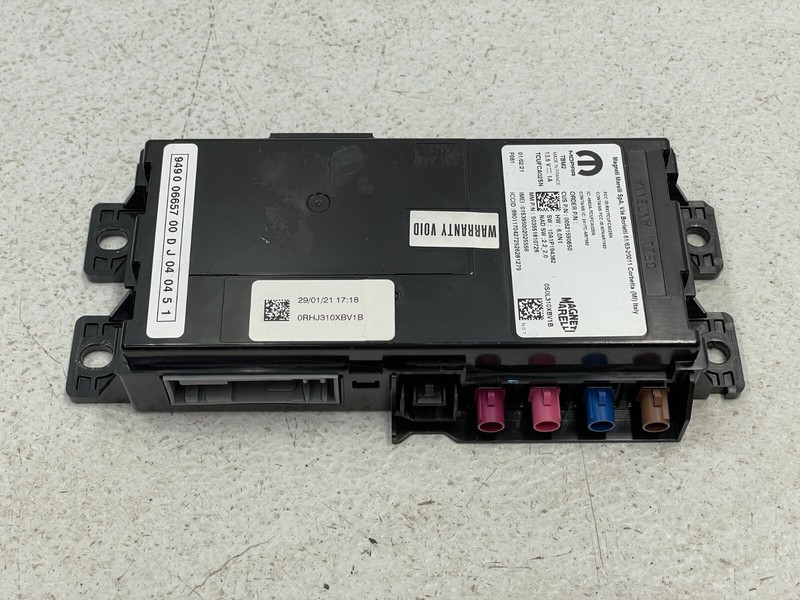 2018-2022 Alfa Romeo Stelvio Radio Telematic Antenna Control Module 1526 OEM