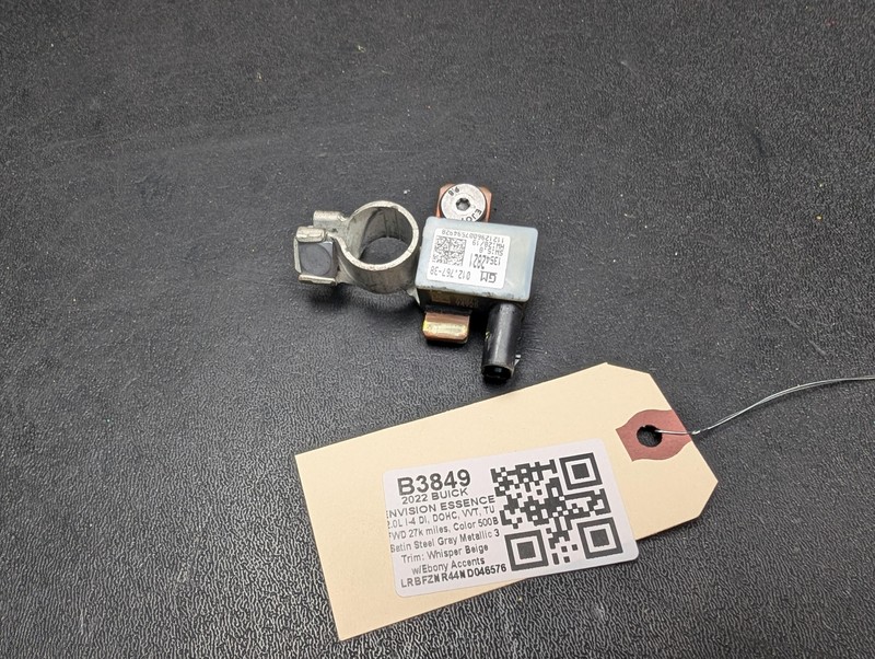 Battery Sensor w/ Terminal 2022 Buick Envision 13542821 2021 2023