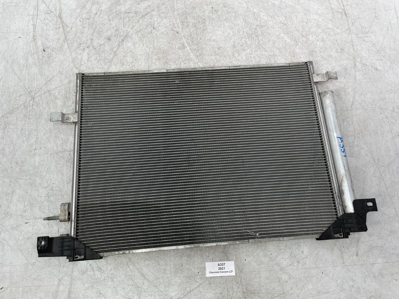 ✅ 16-24 OEM Chevrolet Camaro ZL1 6.2LAC Air Conditioning Center Condenser *