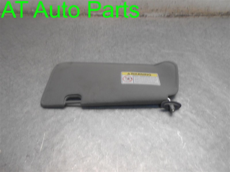 01 02 FORD ESCAPE RIGHT PASSENGER SUN VISOR w/VANITY OEM 268-01063R