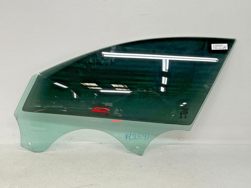 ⭐2017-2020 JAGUAR XE FRONT LEFT DRIVER SIDE DOOR WINDOW GLASS PANEL OEM LOT2691