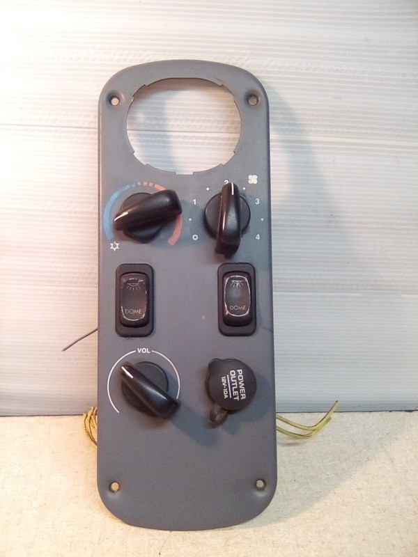 Freightliner 22-46623-044 Sleeper Bunk Control Panel