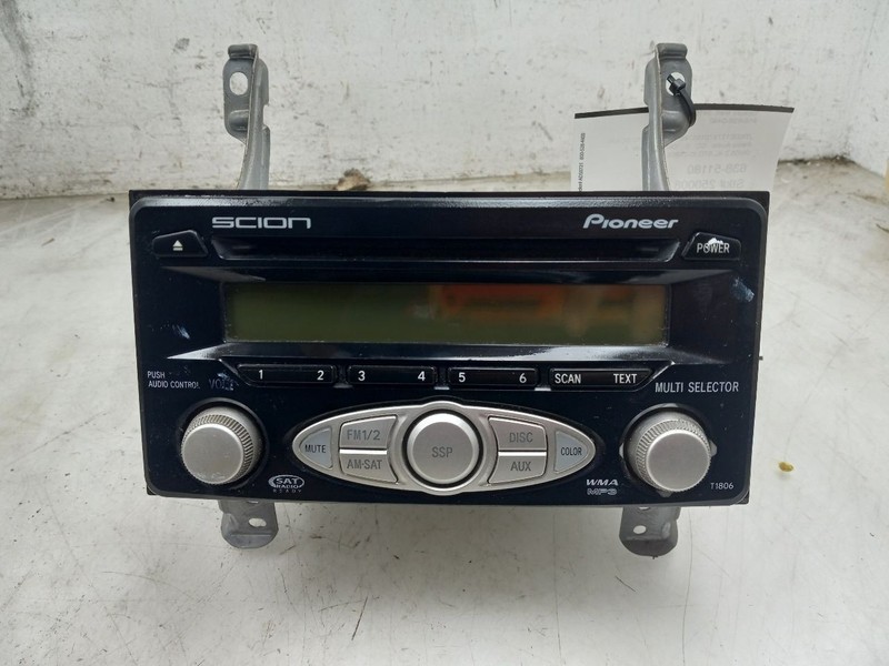 06 07 SCION TC DISPLAY AND RECEIVER AUDIO EQUIPMENT RADIO