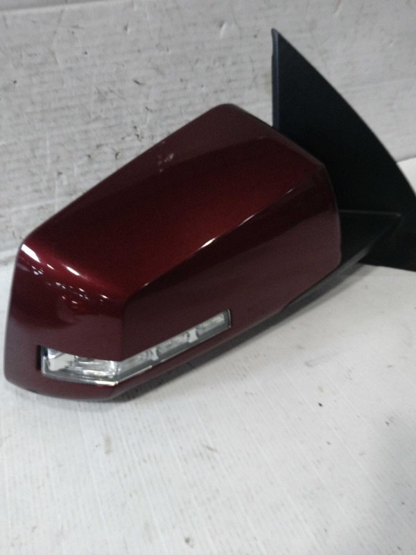 2015 Chevrolet Traverse Right Door Mirror Assembly Red OEM Used 718952