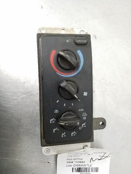 Temperature Control With AC Fits 98 DODGE 1500 PICKUP 182664