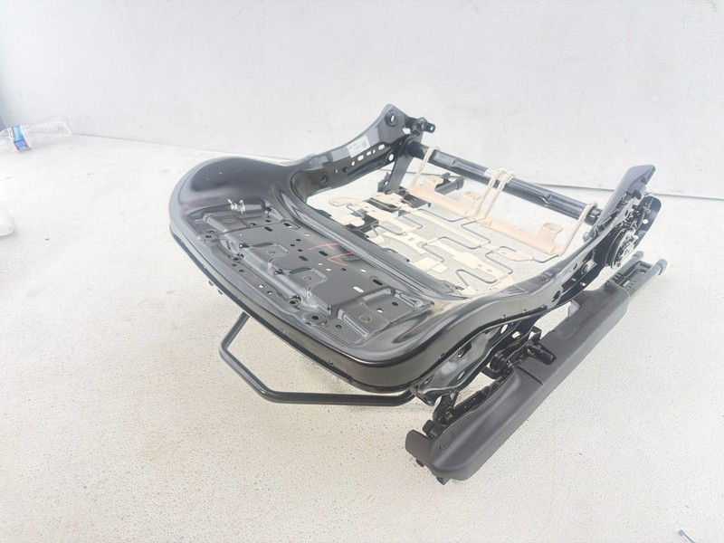 2020-2026 BUICK ENCORE GX FRONT LEFT LOWER SEAT FRAME ADJUST TRACK OEM