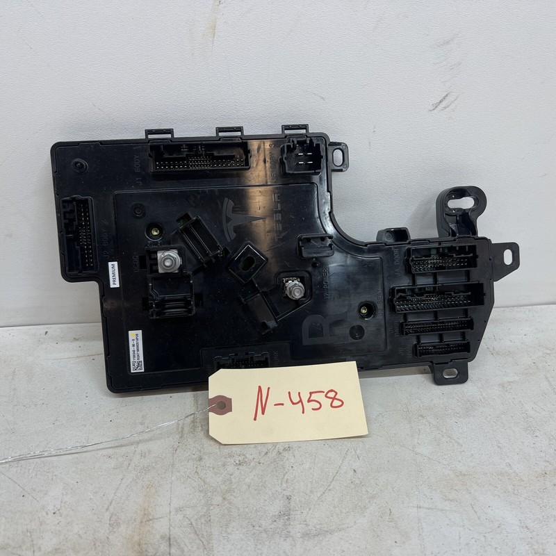 π₯17-22 Tesla Model 3 Right Low Voltage Body Control Module 1100340-90 458 B92