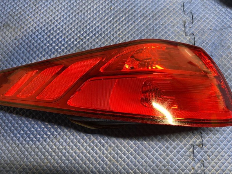 2014-2015 Kia Optima Rear Driver Left Tail Light Tail Lamp Assembly Oem