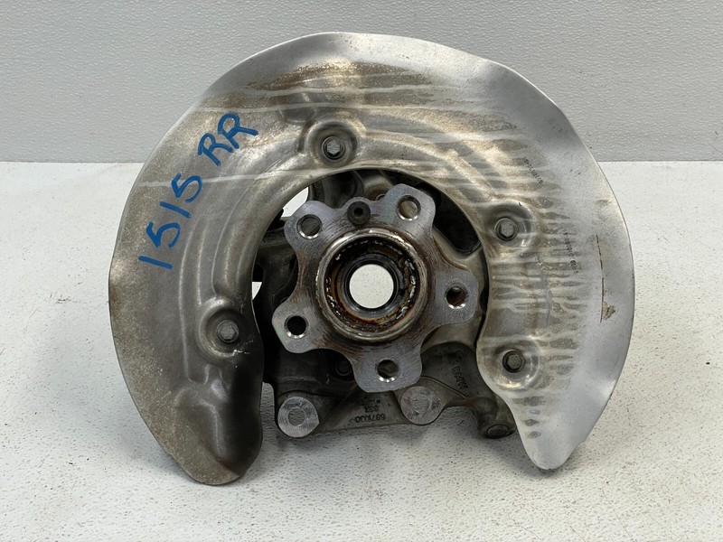 18 19 20 21 BMW X3 G01 Rear Right Passenger Spindle Knuckle Hub RWD 1515 OEM