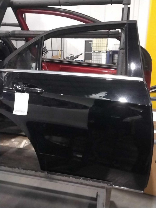 2016 MERCEDES E-CLASS Rear Right Door Black OEM Used 53000 Miles NJ25-21739