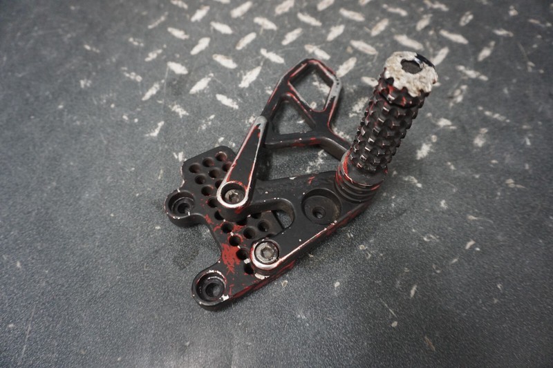 2008-2009 Honda Streetbike Aftermarket RH Right Foot Peg w/ Mount Ass'y Vortex