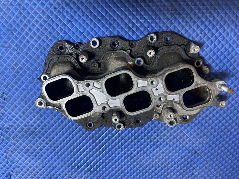 05-11 Toyota Tacoma 4.0L (6 cylinder 1GRFE engine) Lower Intake Manifold .