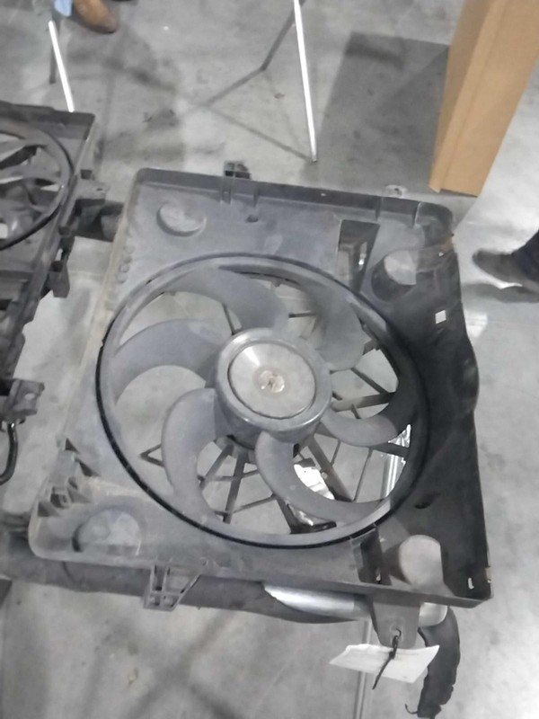 2004 Mercury Grand Marquis Engine Cooling Fan Motor OEM 4.6L 103K Miles