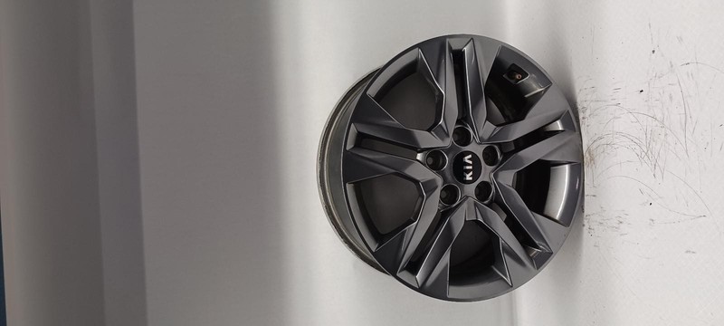 21-'23 KIA SELTOS Wheel 17x7 alloy 5 spoke gray OEM Grade B