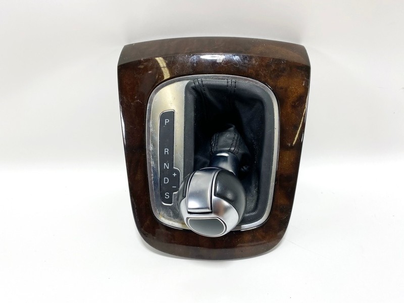 15-18 AUDI Q3 CENTER CONSOLE GEAR SHIFTER SELECTOR LEVER KNOB W/ BEZEL TRIM OEM