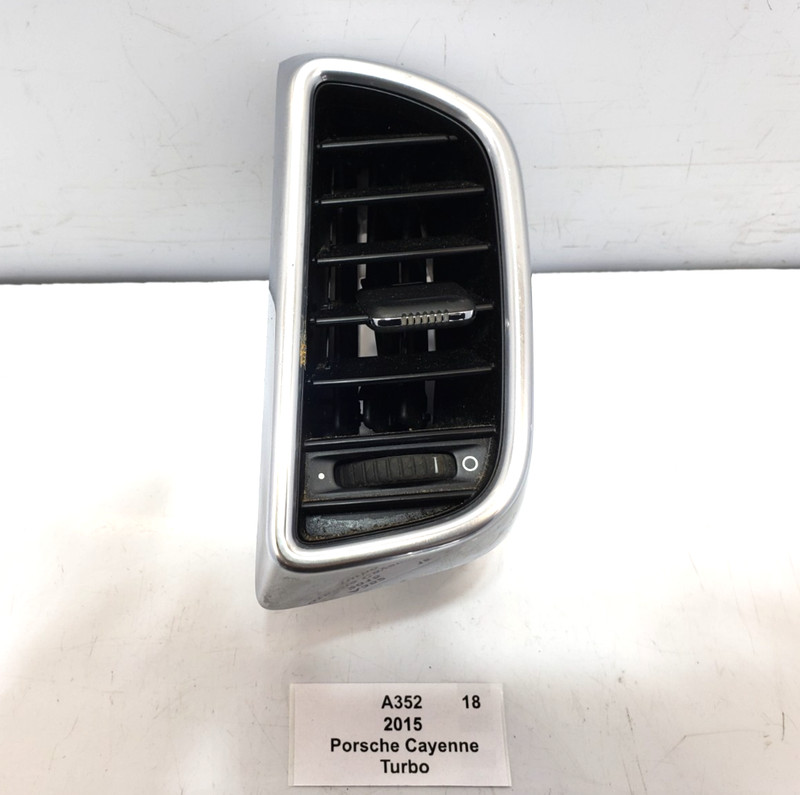 ✅ 11-18 OEM Porsche Cayenne 958 Rear Right Passenger Center AC Air Vent Grille