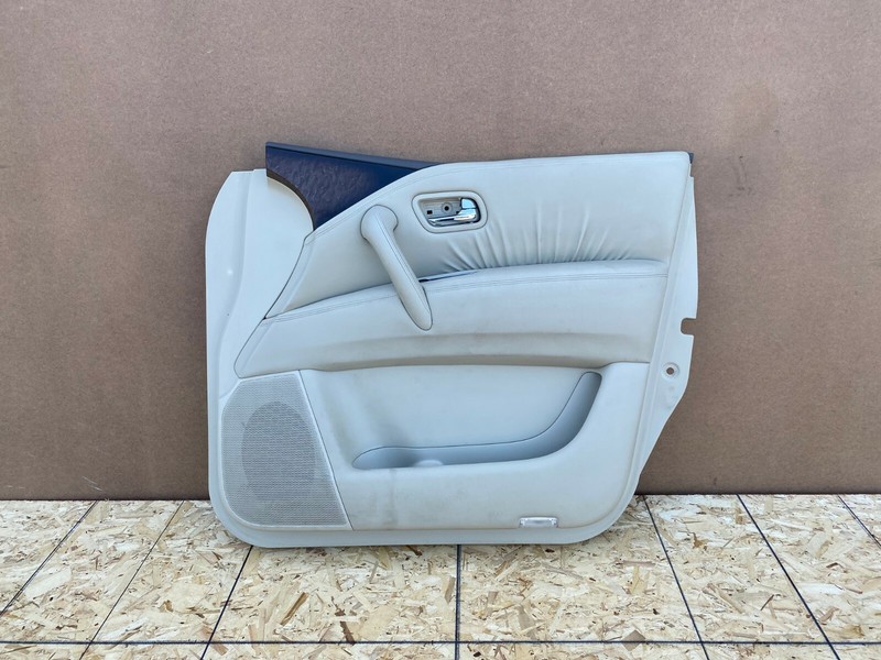 INFINITI QX56 2011-2013 OEM FRONT RIGHT PASENGER DOOR PANEL (TAN). 110K