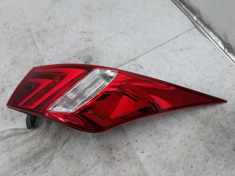 2016 Lexus IS300 Left Tail Light Assembly Black OEM 226745 - 53K Miles