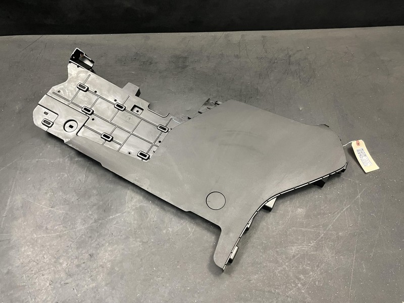 Center Console Left Side Rear Trim Panel 2019 Chevrolet Equinox 84500316 18 - 23