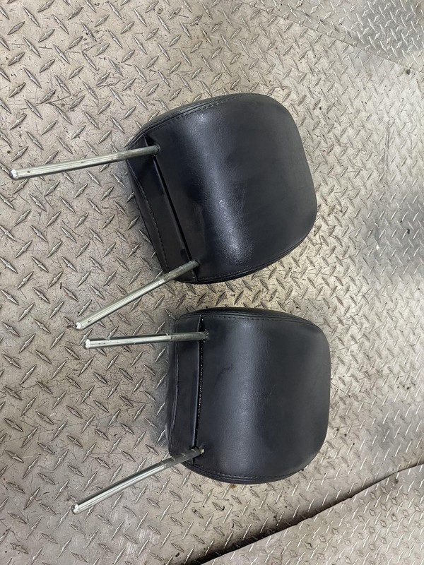 2008-2010 Dodge Charger Front Headrest Set LH RH Leather Oem Tested 08 09 10