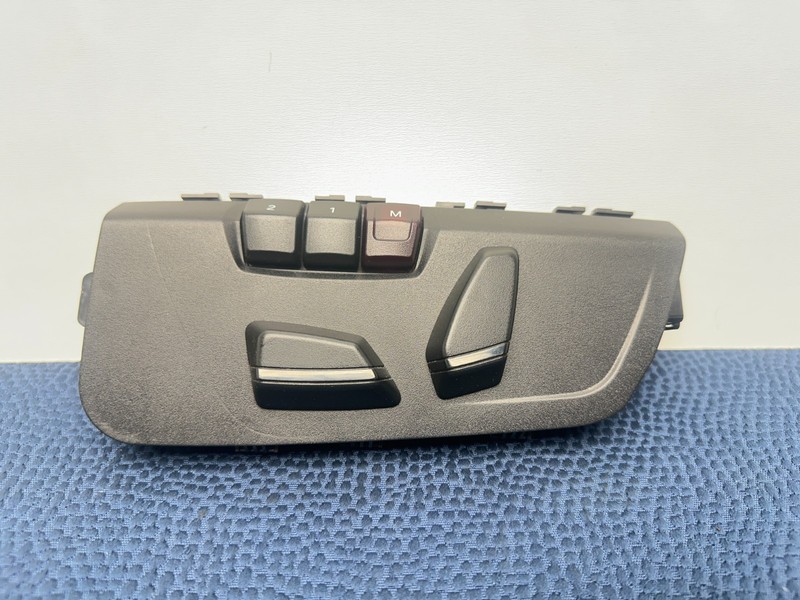 BMW F30 328i 335i Left Driver Seat Control Power Switch Button Bracket Black OEM