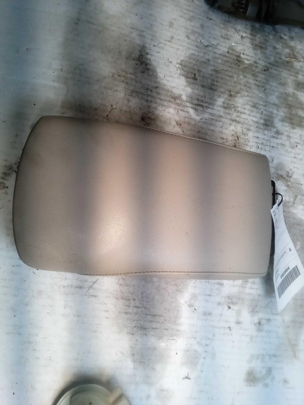 2015 Nissan Rogue Center Console OEM White 117K Miles NJ25-21374-528320