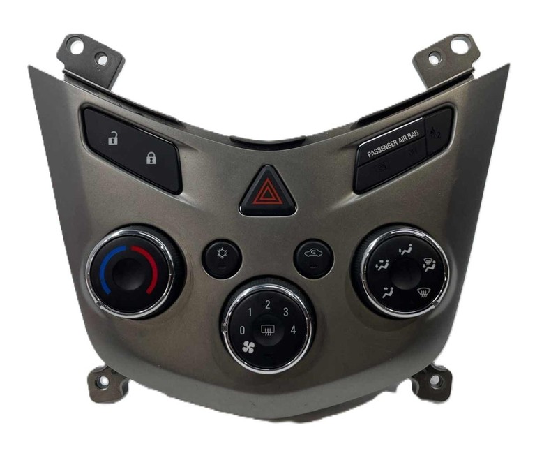 2013-2014 Chevrolet Sonic A/C Heater Temperature Climate Control OEM