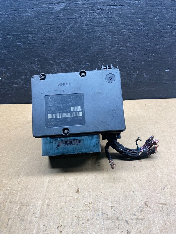2006 - 2009 Mercedes ML550 GL450 R350 ABS Anti Lock Brake Pump Module AC7009 DG