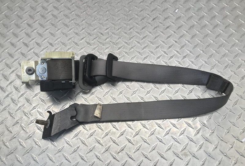 OEM 2005 - 2008 FORD F150 DRIVER REAR REAR SEAT BELT RETRACTOR 8L8Z 78611B69