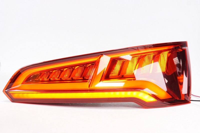AUDI Q5 SQ5 Right RH Tail Lamp Tail Light LED OEM 2018 - 2020