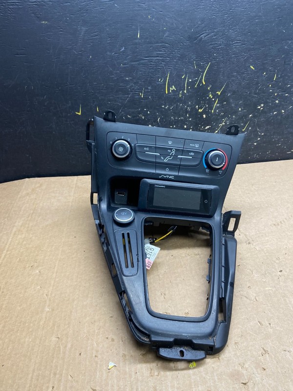 2015 to 2018 Ford Focus Ac Heater Climate Control Temperature Oem Z4181 PS