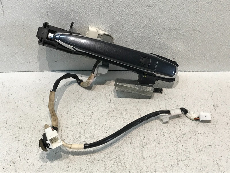 2004-2006 Lexus LS430 Rear Right Passenger Door Outside Handle LA10 OEM