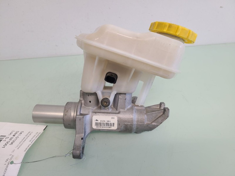 Brake Master Cylinder Fits 16-24 DURANGO 588074