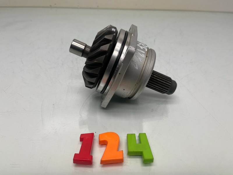 10-17 Honda VFR1200 DRIVE SHAFT BEVEL GEAR OEM