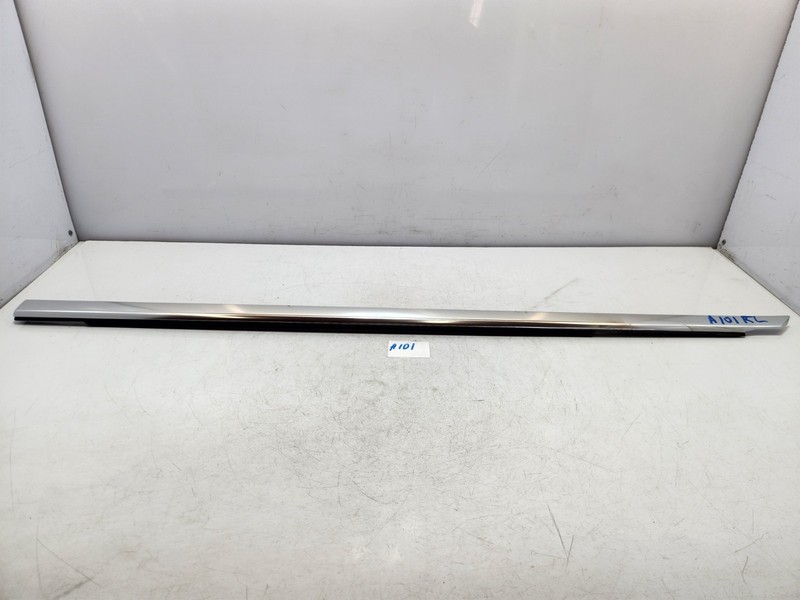 ✅ 2015-2021 OEM Mercedes W205 C300 Rear Left Driver Door Window Belt Molding