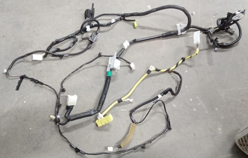 2005-2010 Toyota Tacoma Prerunner Crew Cab Floor Wire Harness #2 82162-04090