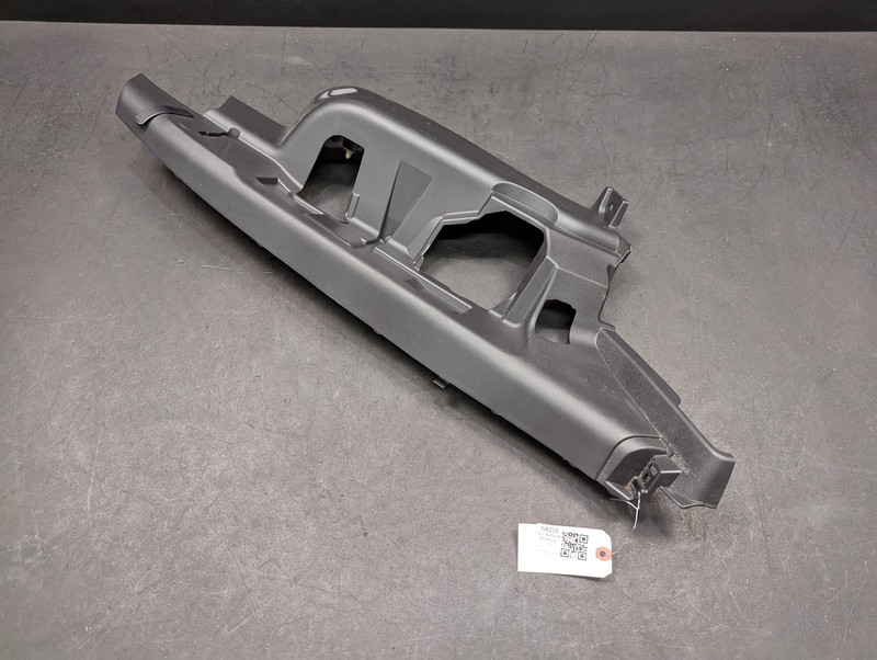 Rear Right Quarter Lower Trim Panel 84952-5RW0A 2021 Nissan Kicks S 2019-2022
