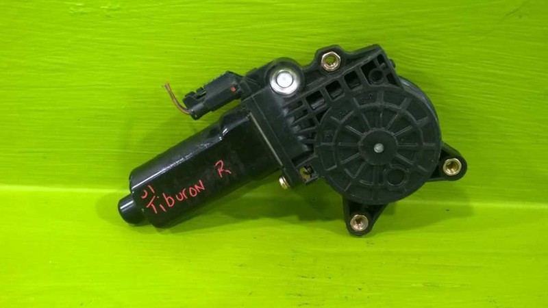 01 HYUNDAI TIBURON 2.0 AT PASSENGER RIGHT POWER WINDOW MOTOR OEM 1126-9